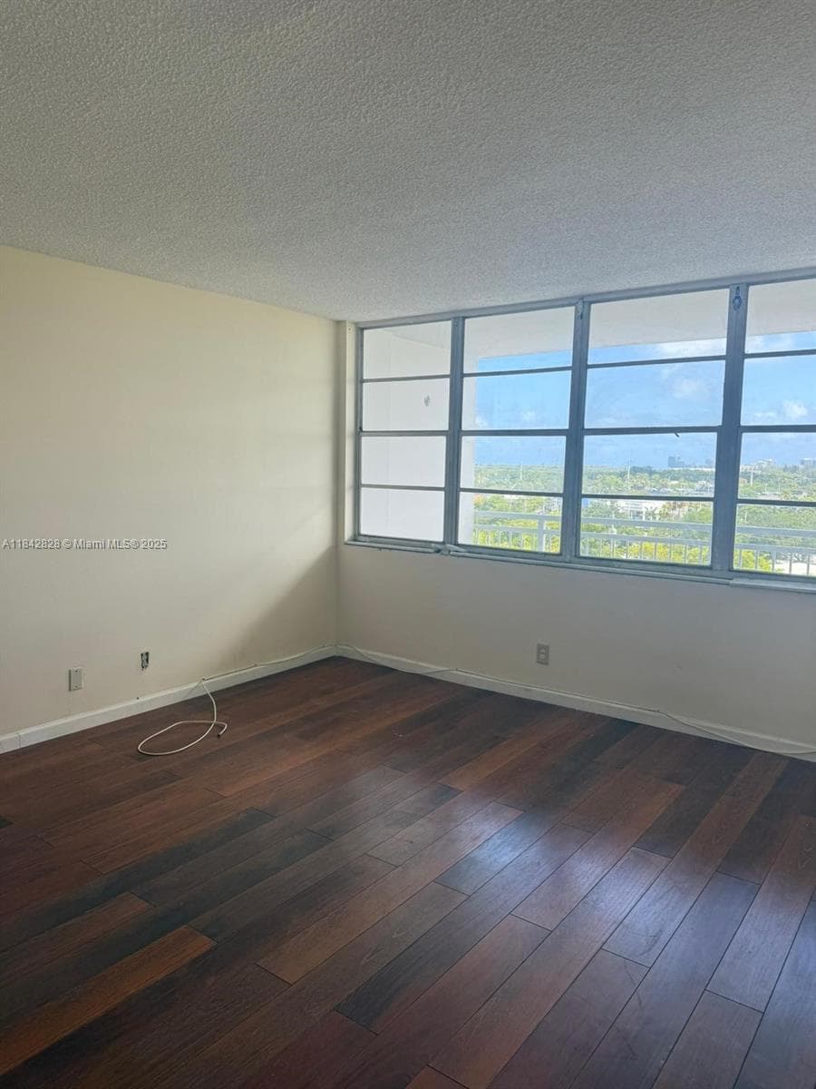 2025 NE 164th St # 818, North Miami Beach, FL 33162 photo 5