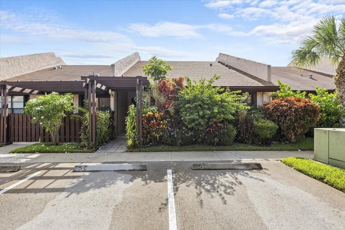 8337 NW 37th Place # 8337, Sunrise, FL 33351 photo 2