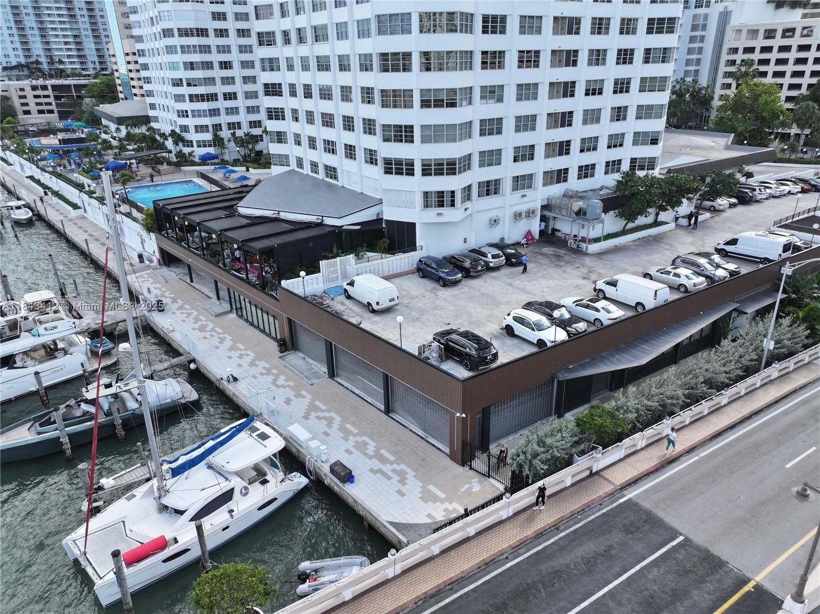 801 Brickell Bay Dr # 4C041, Miami, FL 33131 photo 2