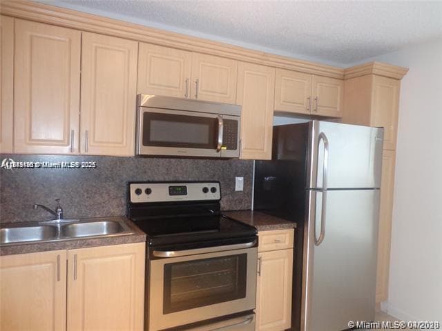 2276 SW 81st Ave # 2276, Miramar, FL 33025 photo 5