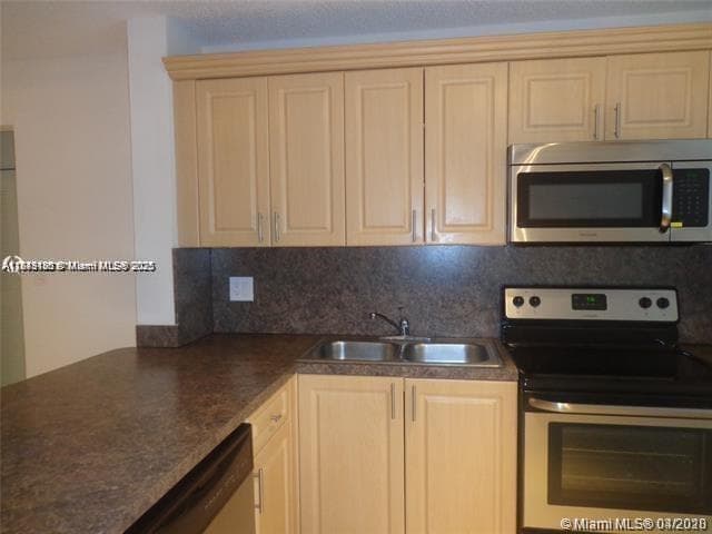 2276 SW 81st Ave # 2276, Miramar, FL 33025 photo 4