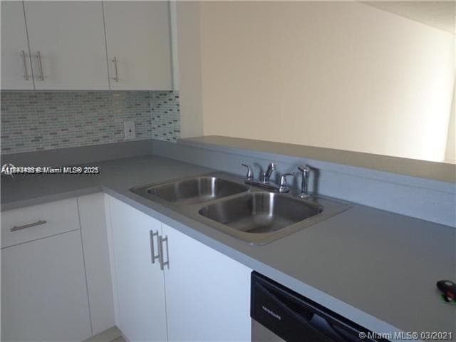 5200 NW 31st Ave # 214, Fort Lauderdale, FL 33309 photo 2