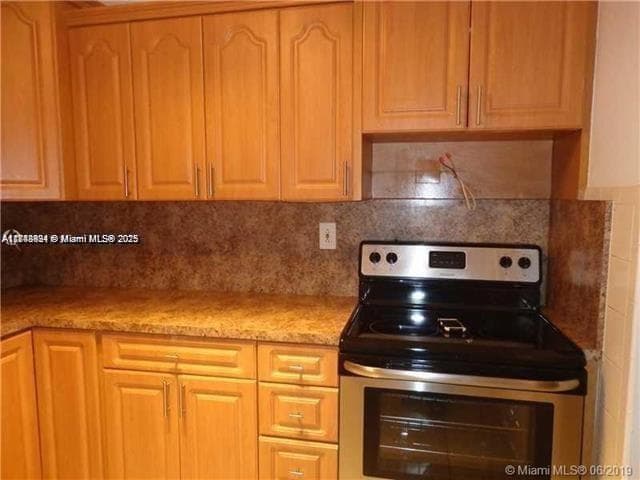 15225 NE 6th Ave # B207, Miami, FL 33162 photo 3