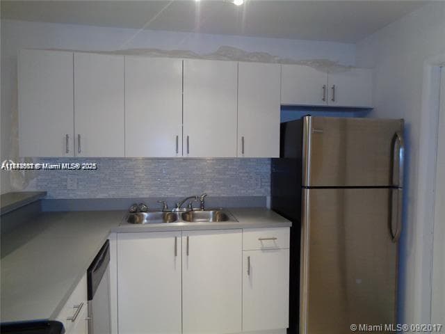 15205 NE 6th Ave # D212, Miami, FL 33162 photo 3