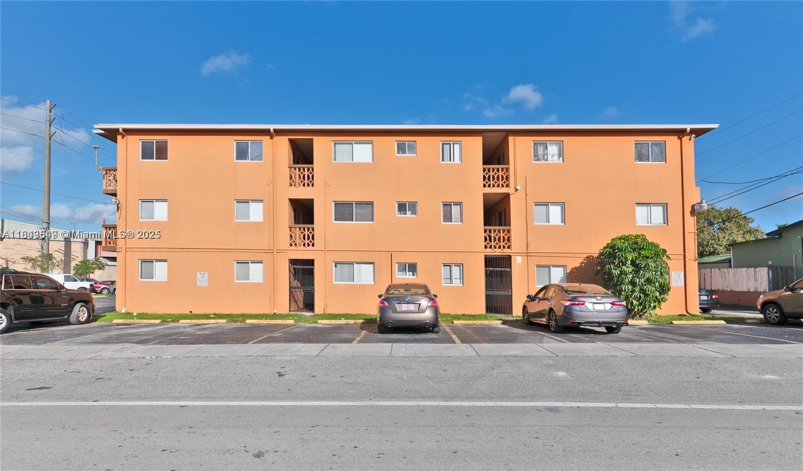 2330 NW 11th St # 47, Miami, FL 33125 photo 5