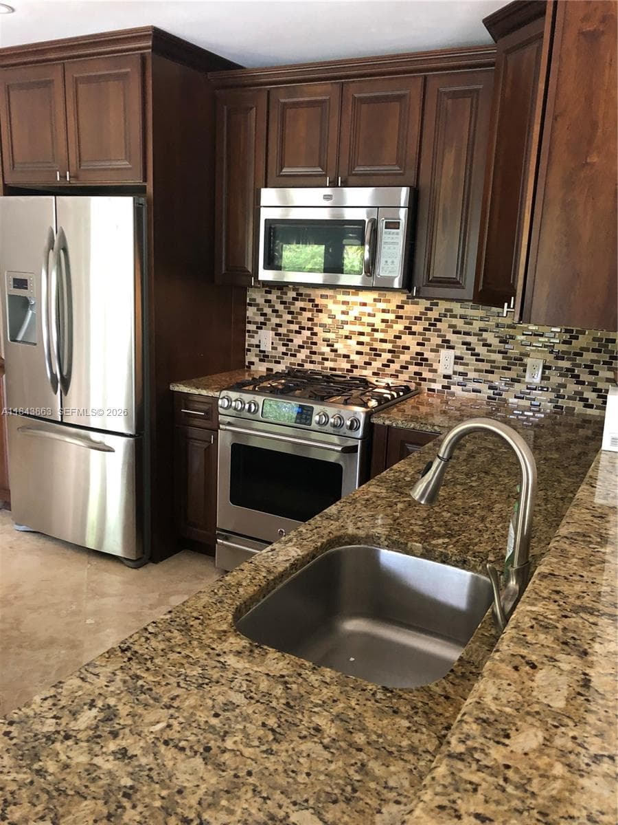 10801 SW 123rd St, Miami, FL 33176 photo 4