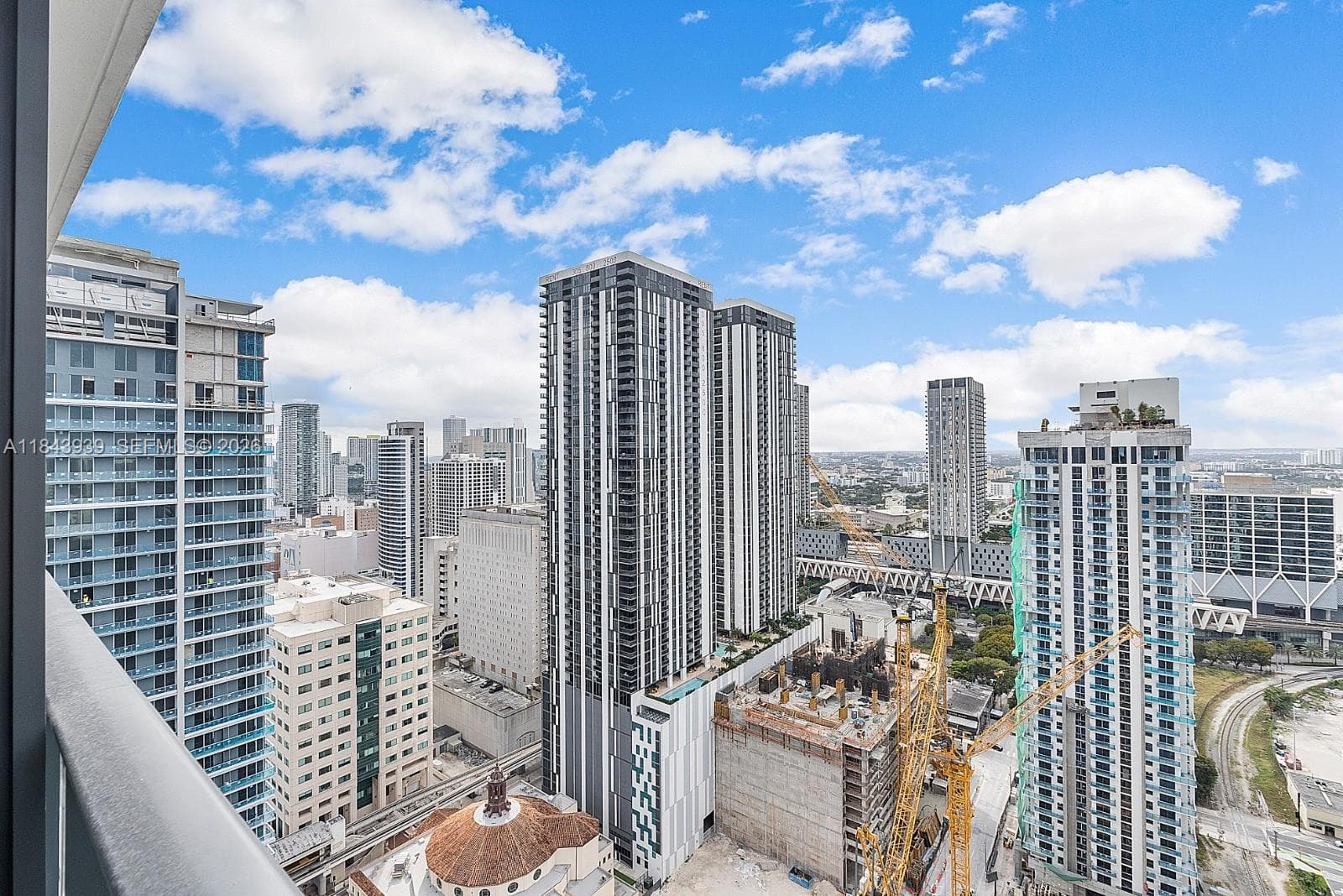 159 NE 6th St # 2903, Miami, FL 33132 photo 4