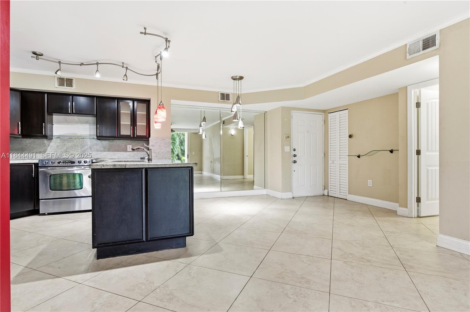 1733 Village Blvd # 108, West Palm Beach, FL 33409 photo 4
