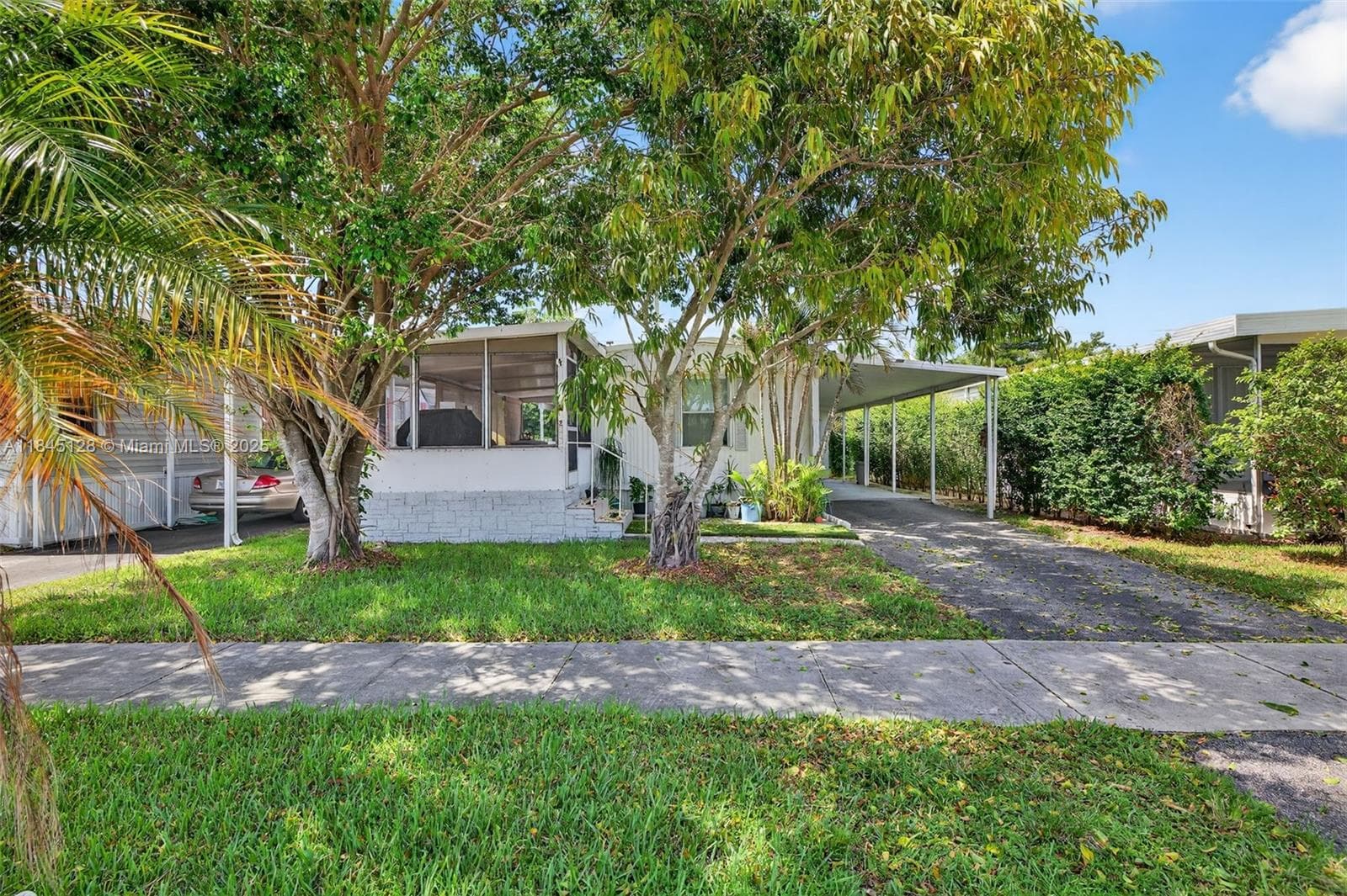 2430 SW 53rd St, Dania Beach, FL 33312 photo 2