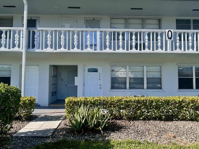 336 Northampton Q, West Palm Beach, FL 33417 photo 2