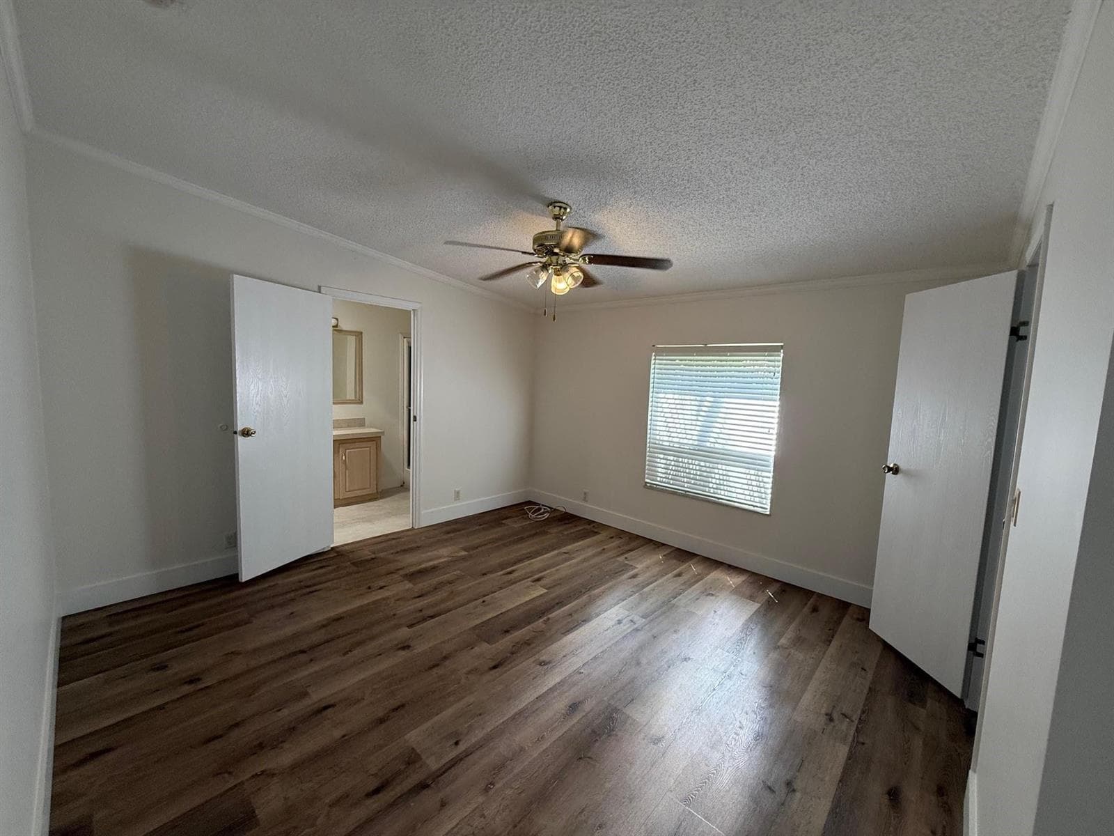 8648 SW 16th Place, Davie, FL 33324 photo 5