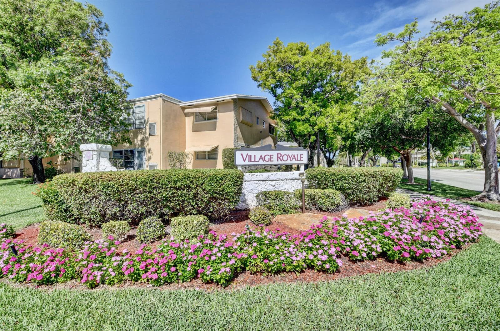 2152 NE 1st Way # 205, Boynton Beach, FL 33435 photo 2