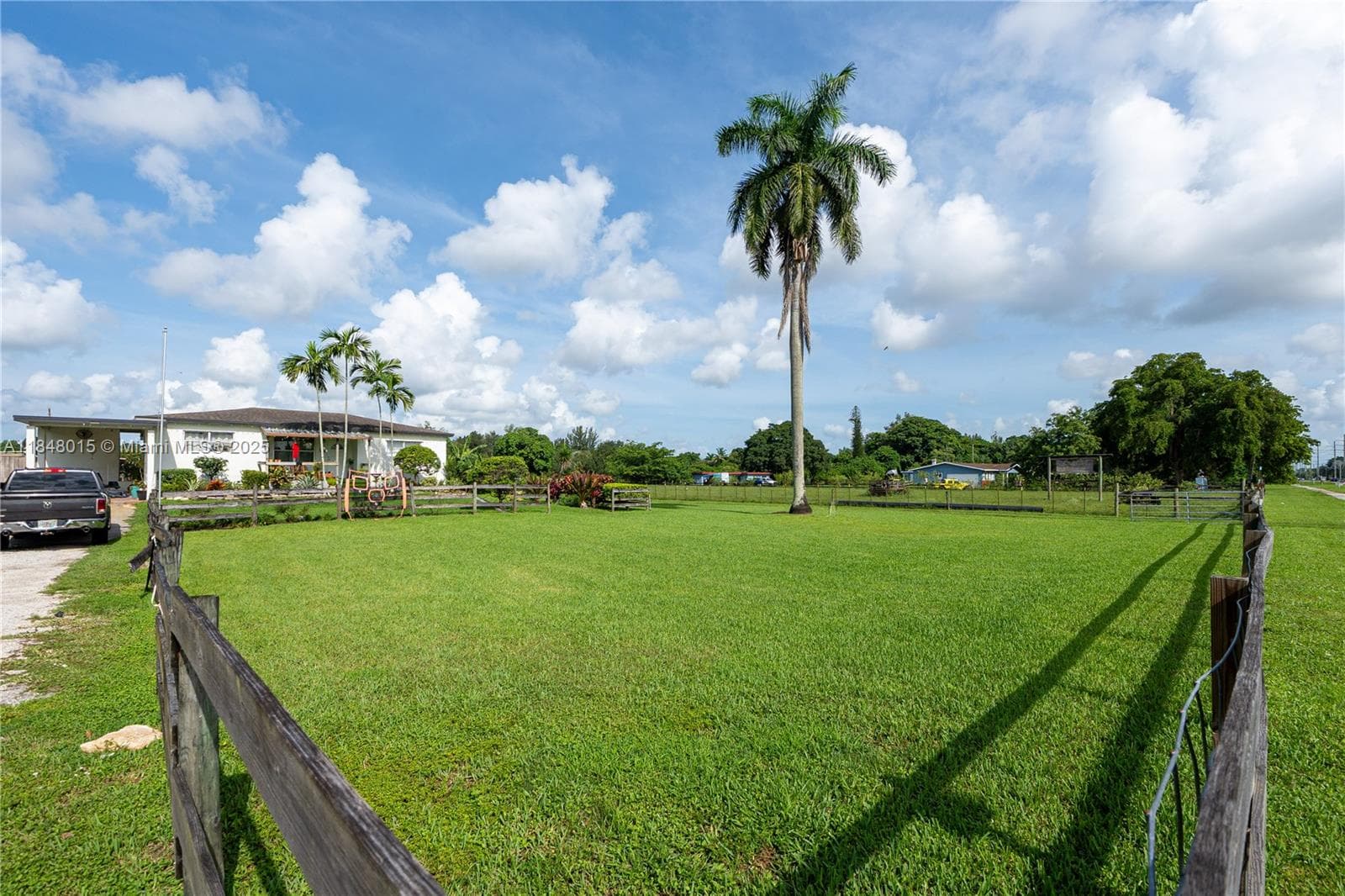 1921 SW 112th Ave, Davie, FL 33325 photo 3