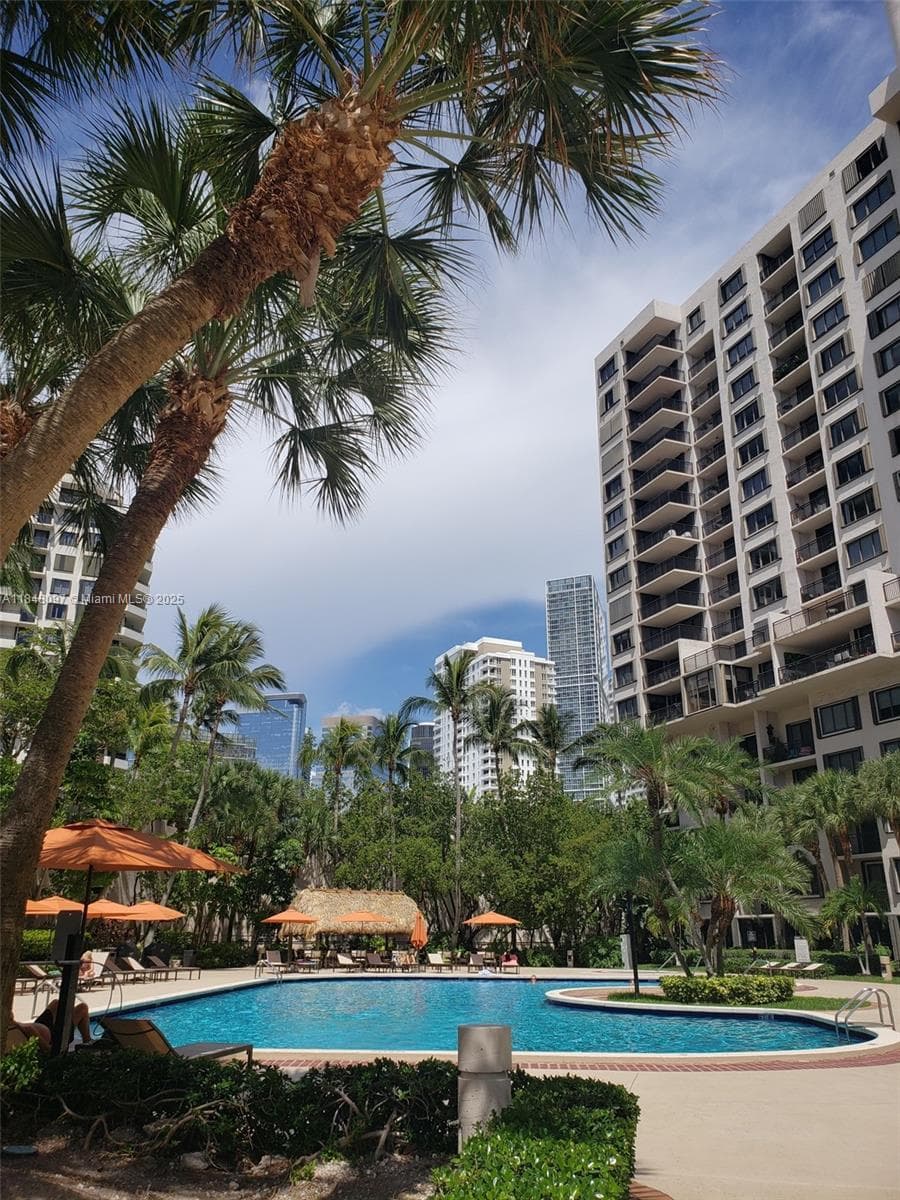 540 Brickell Key Dr # 1524, Miami, FL 33131
