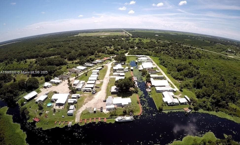 14725 NW 1 st, Okeechobee, FL 34972