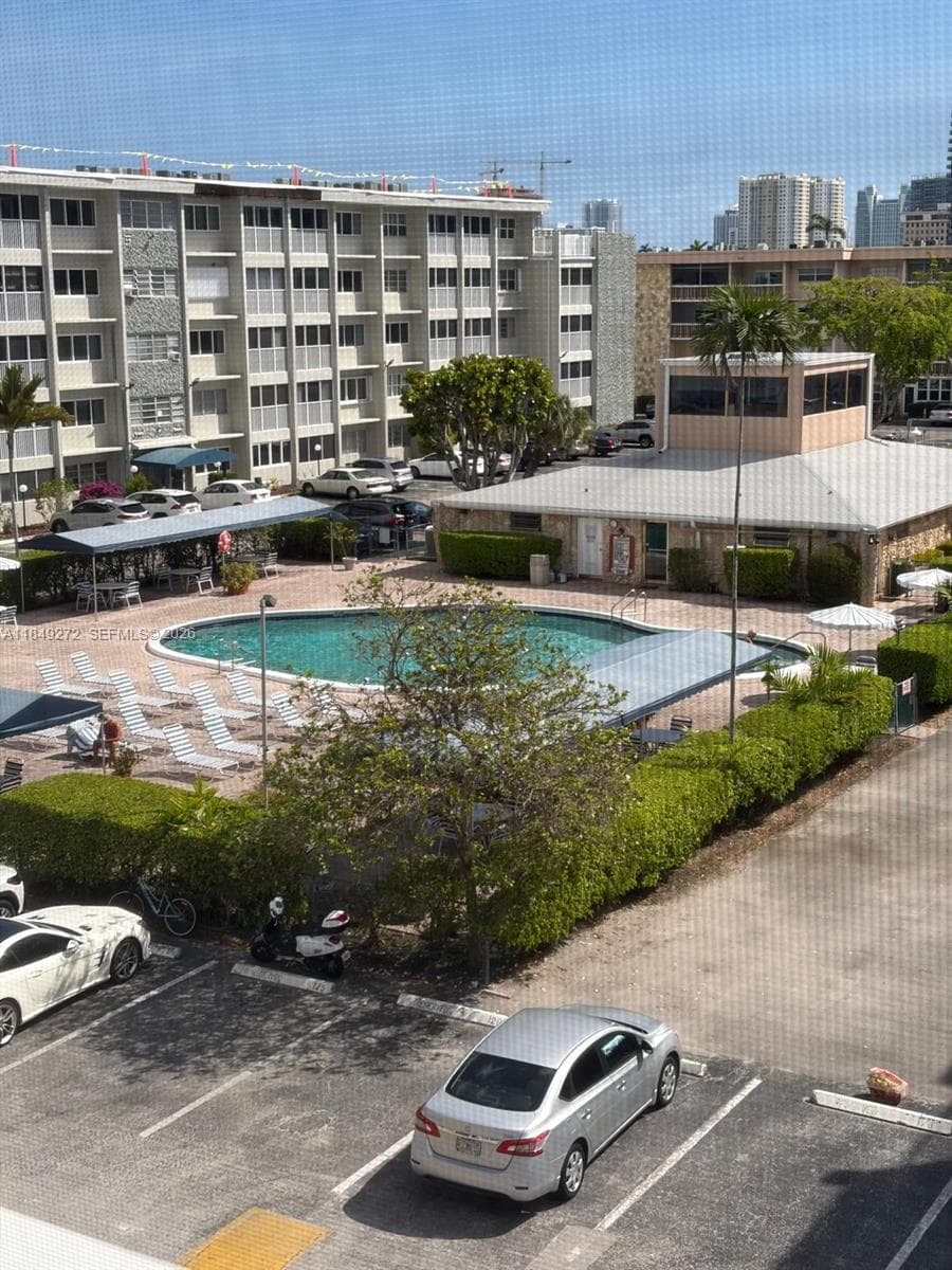 215 SE 3rd Ave # 403A, Hallandale Beach, FL 33009