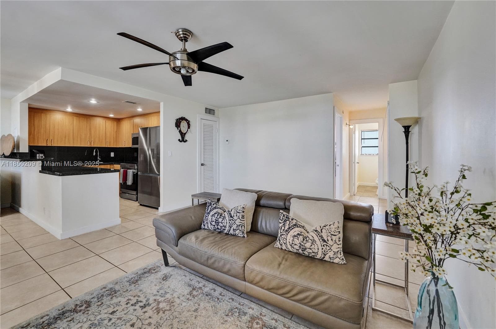 1811 Jefferson St # 606, Hollywood, FL 33020