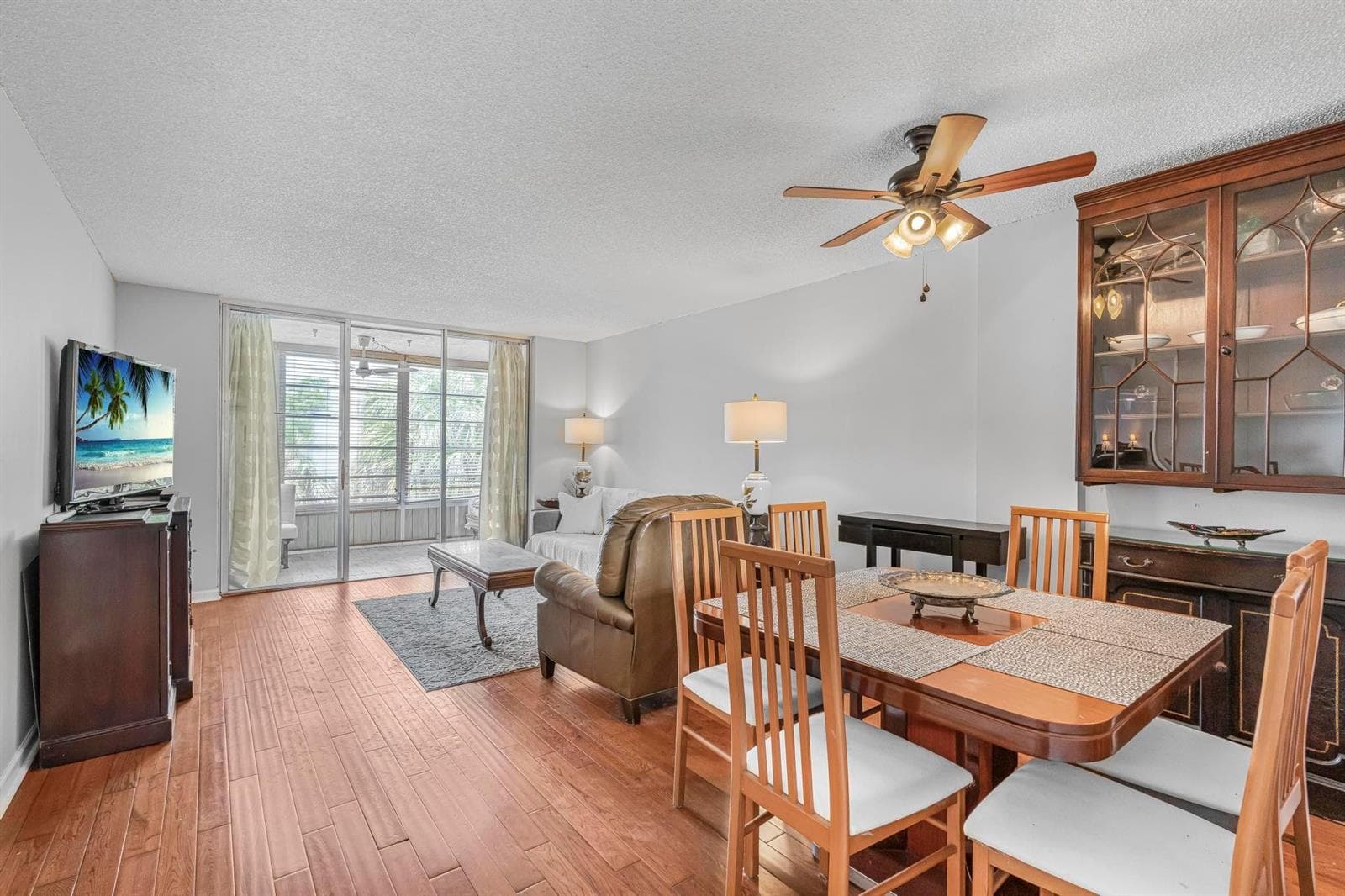 3000 NW 48th Terrace # 423, Lauderdale Lakes, FL 33313 photo 2