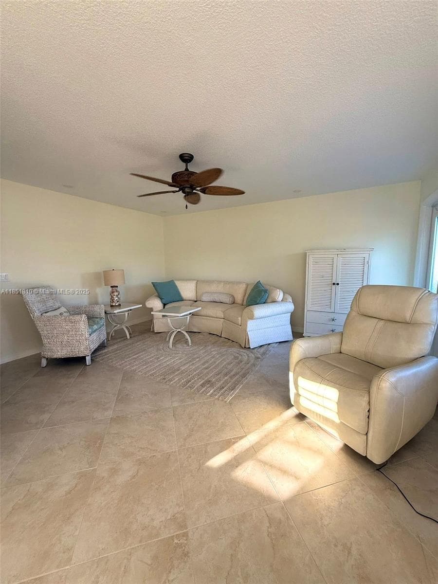 2929 SE Ocean Blvd # 143-10, Stuart, FL 34996