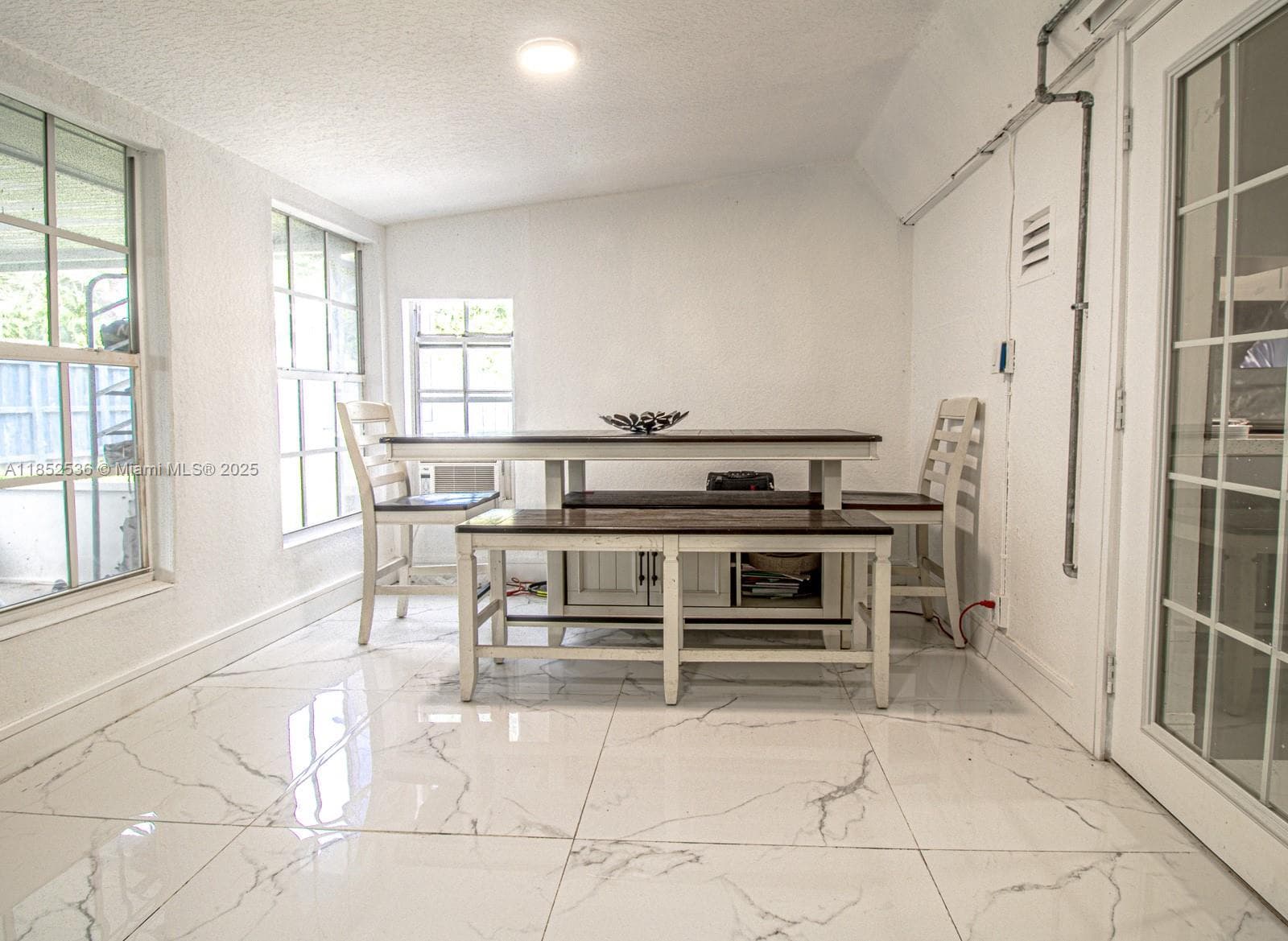 5601 SW 38th St, Davie, FL 33314 photo 4