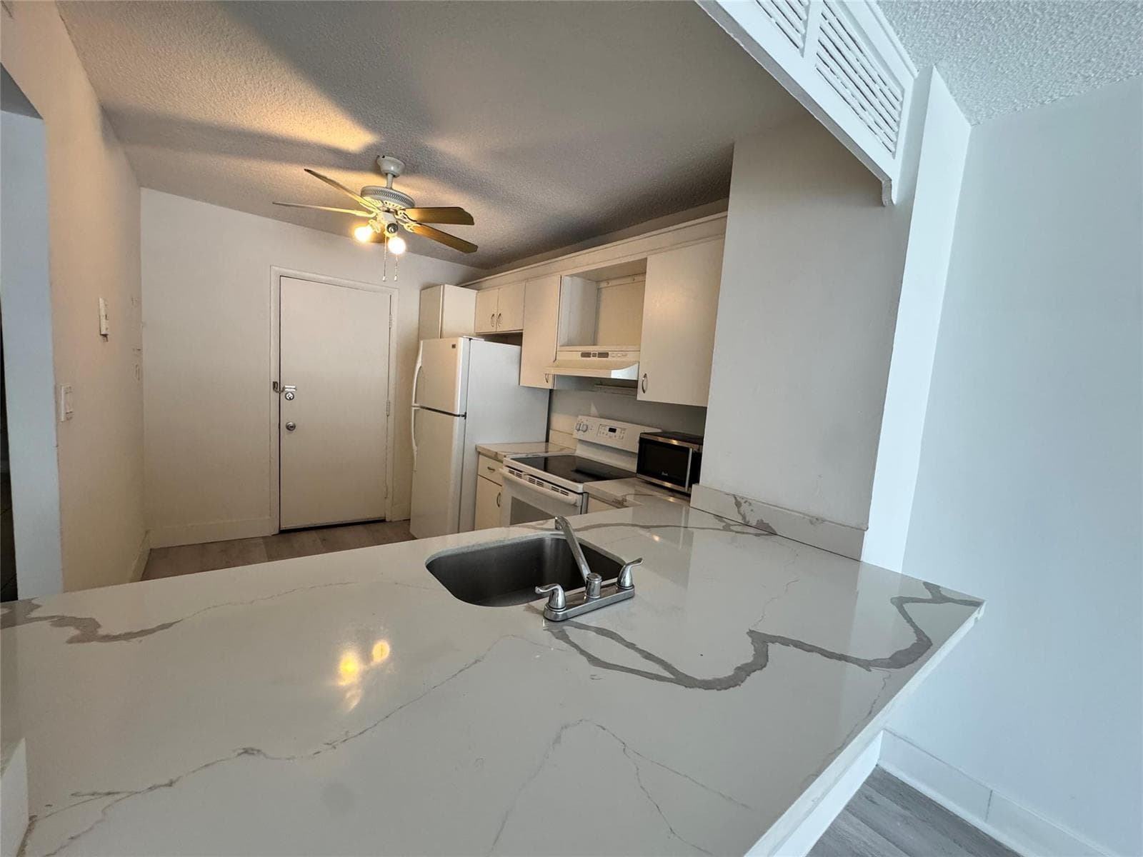 6855 Abbott Avenue # 201, Miami Beach, FL 33141 photo 4