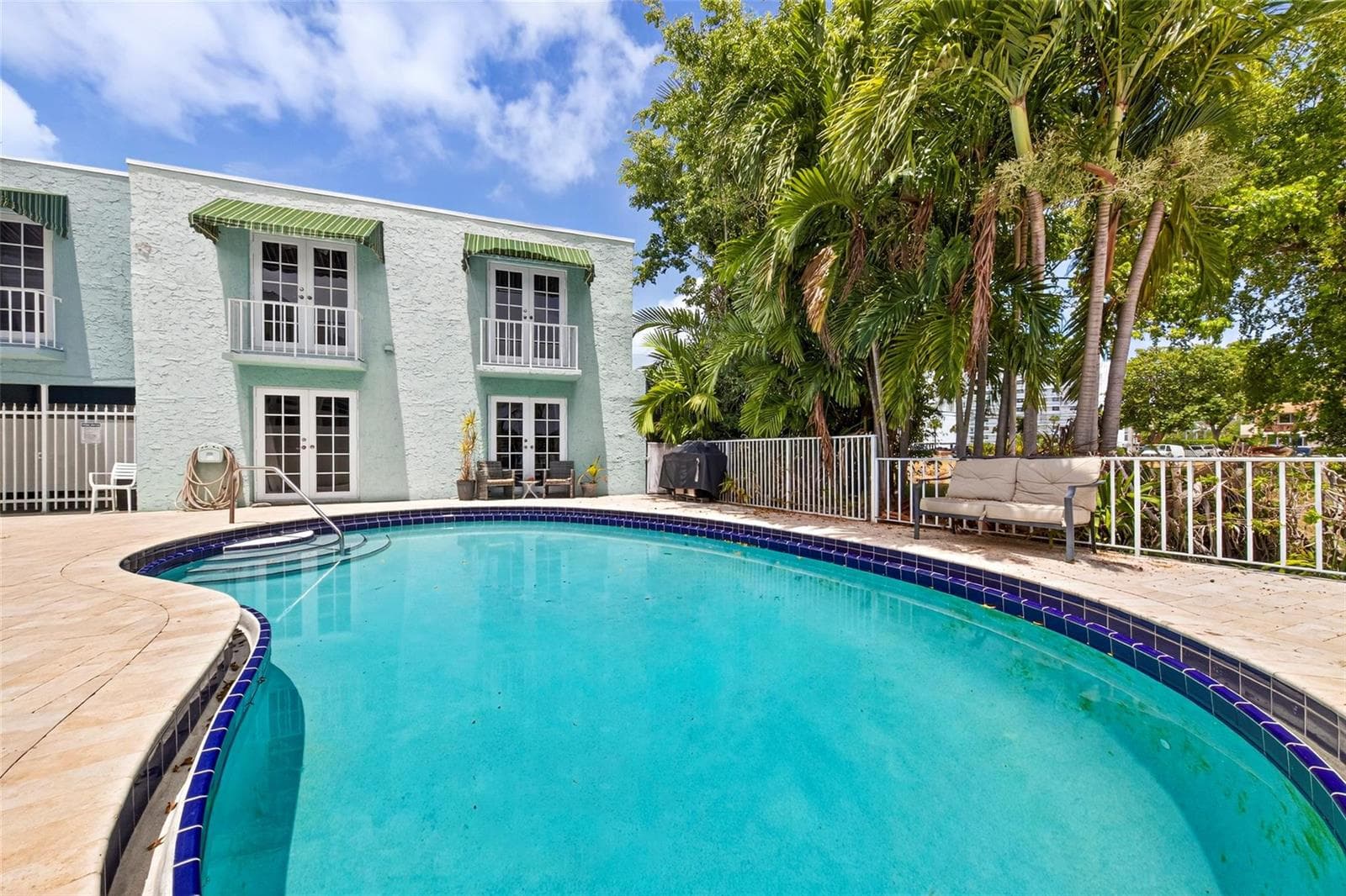 2708 NE 14th Street Causeway # 2, Pompano Beach, FL 33062 photo 3