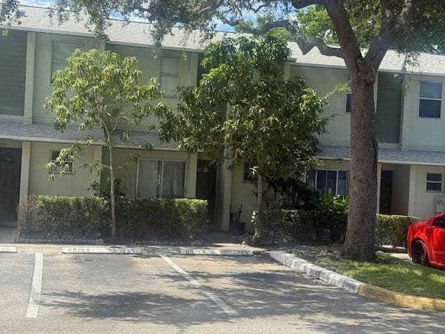 795 Crystal Lake Drive # 795, Deerfield Beach, FL 33064 photo 2