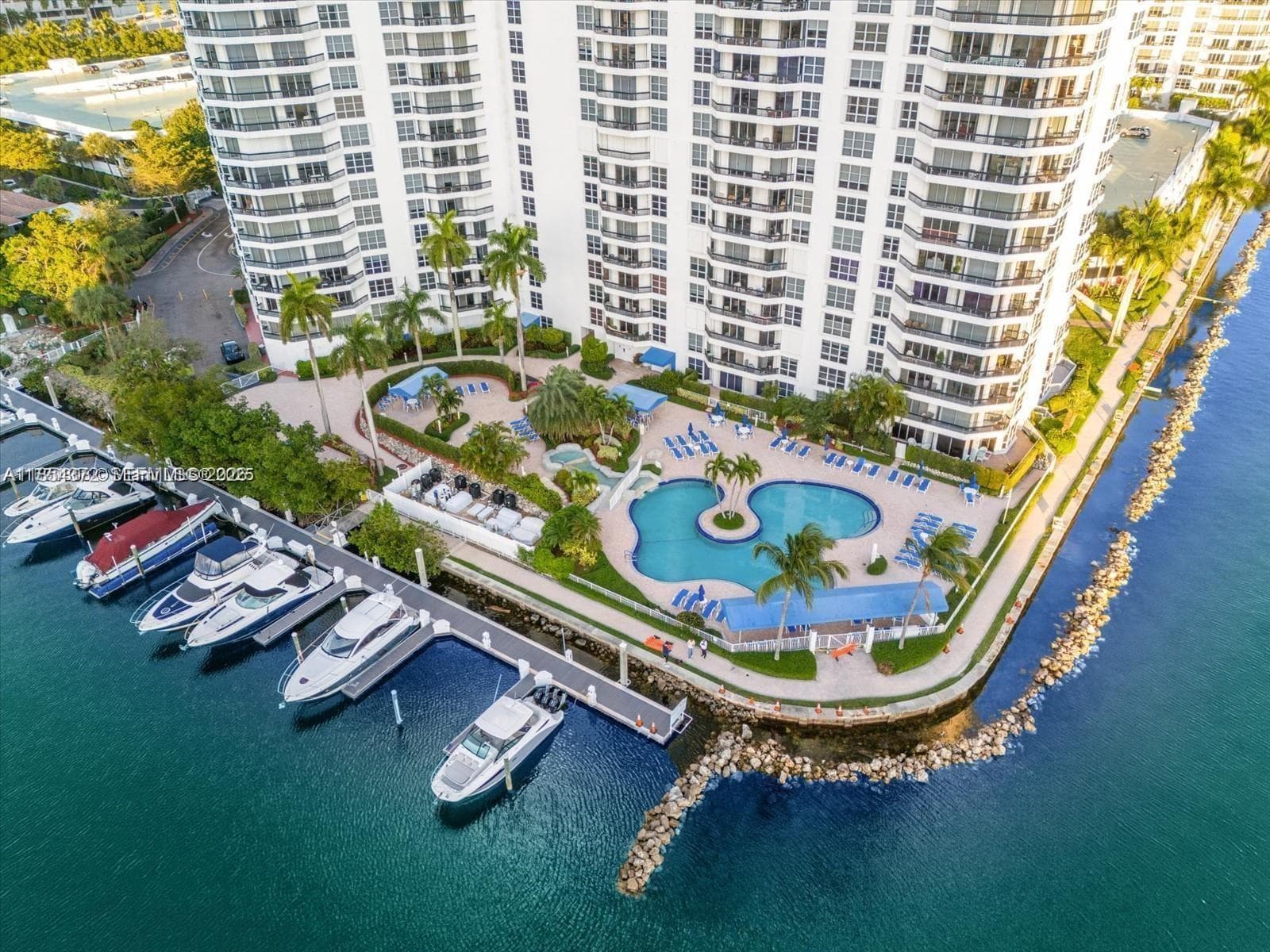 3530 Mystic Pointe Dr # 2508, Aventura, FL 33180 photo 4