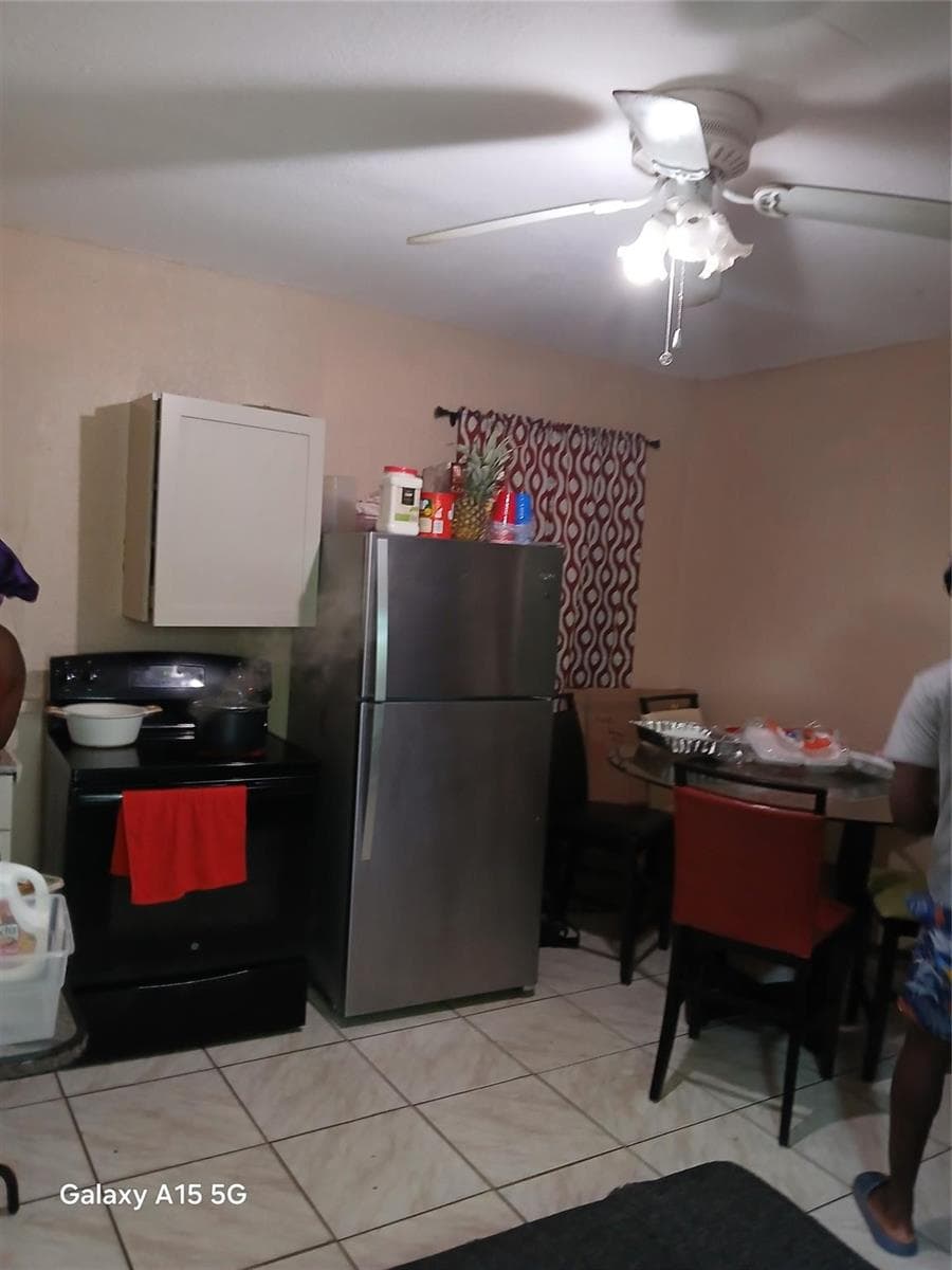 761 NE 43rd Court, Deerfield Beach, FL 33064 photo 2