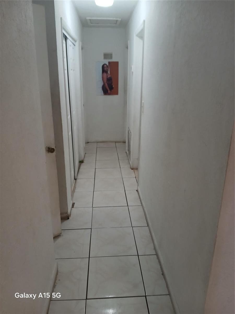 761 NE 43rd Court, Deerfield Beach, FL 33064 photo 4