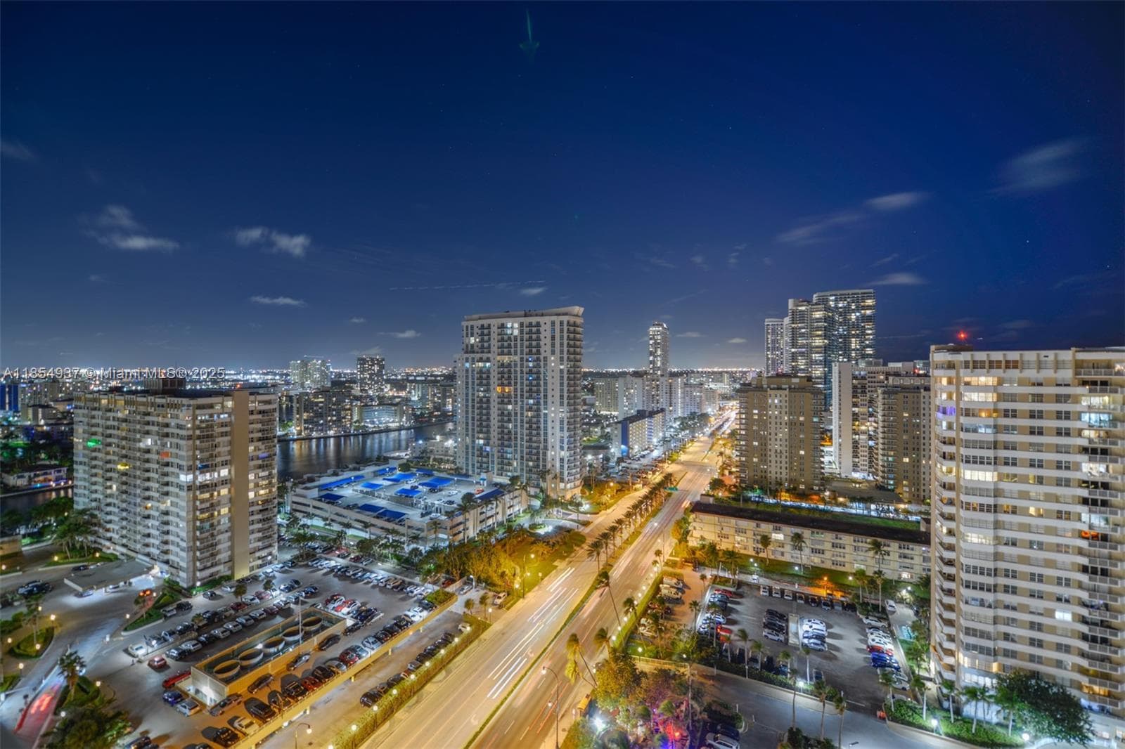 1980 S Ocean Dr # PHM, Hallandale Beach, FL 33009