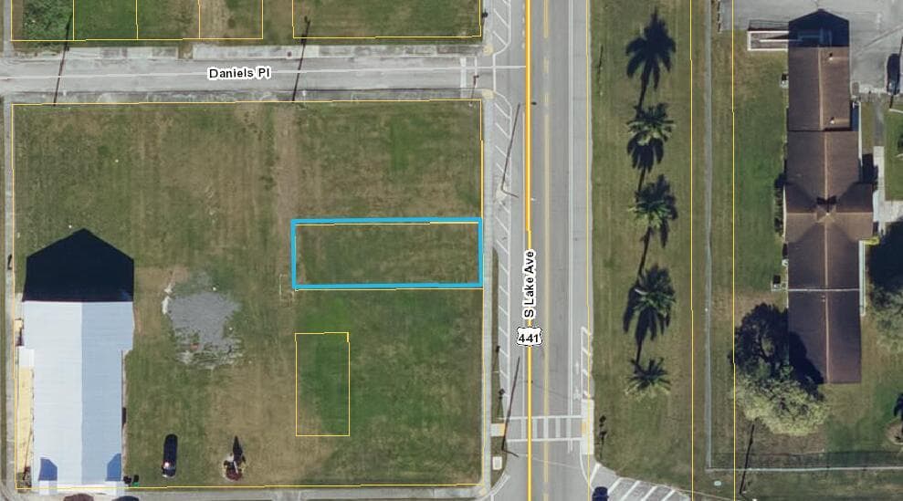 * S Lake Avenue, Pahokee, FL 33476