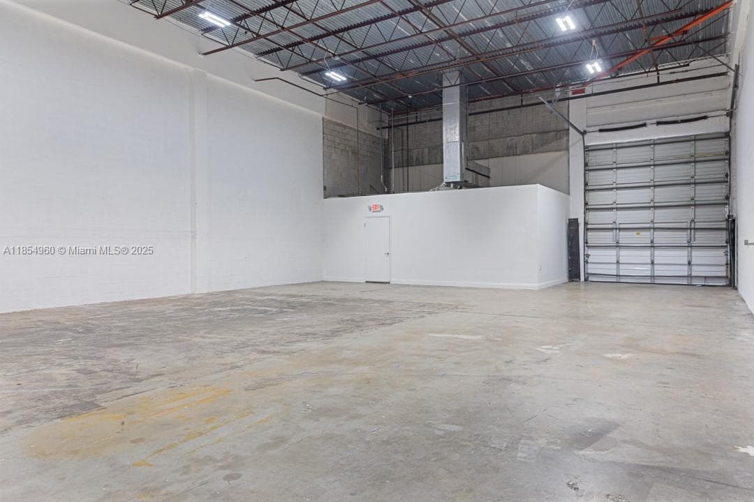 1501 NW 82nd Ave, Doral, FL 33126