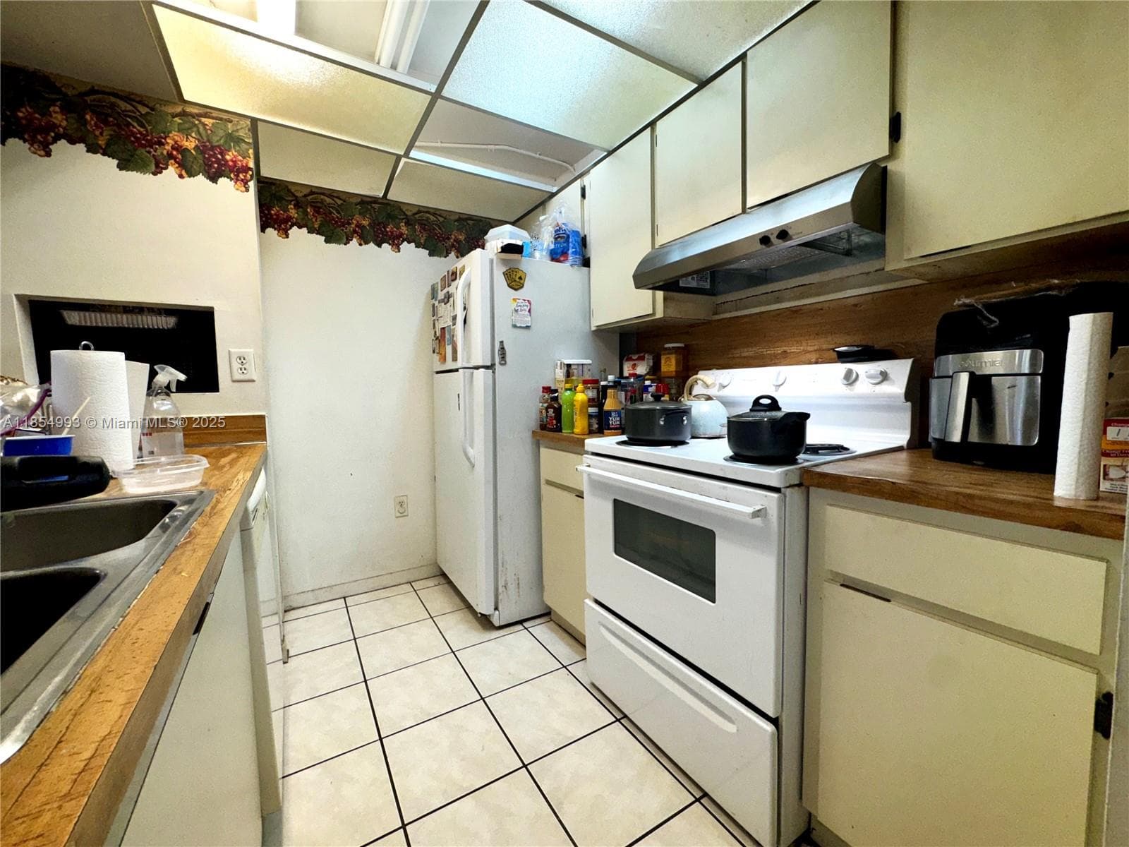 7165 NW 186th St # A211, Hialeah, FL 33015 photo 5