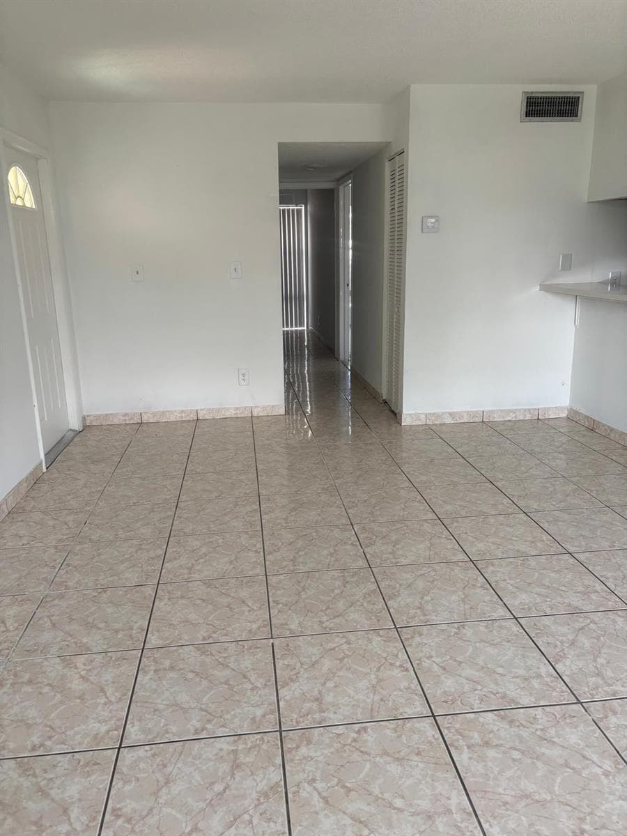 2075 NW 46th Avenue # I102, Lauderhill, FL 33313 photo 3