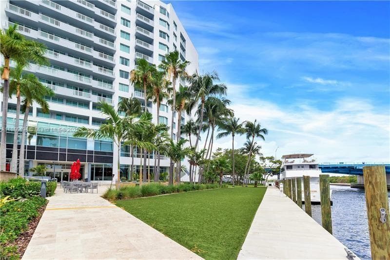 2670 E Sunrise Blvd # 521, Fort Lauderdale, FL 33304