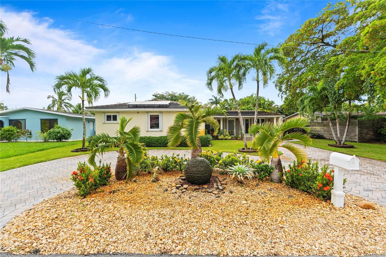 2501 NW 8th Avenue, Wilton Manors, FL 33311 photo 2