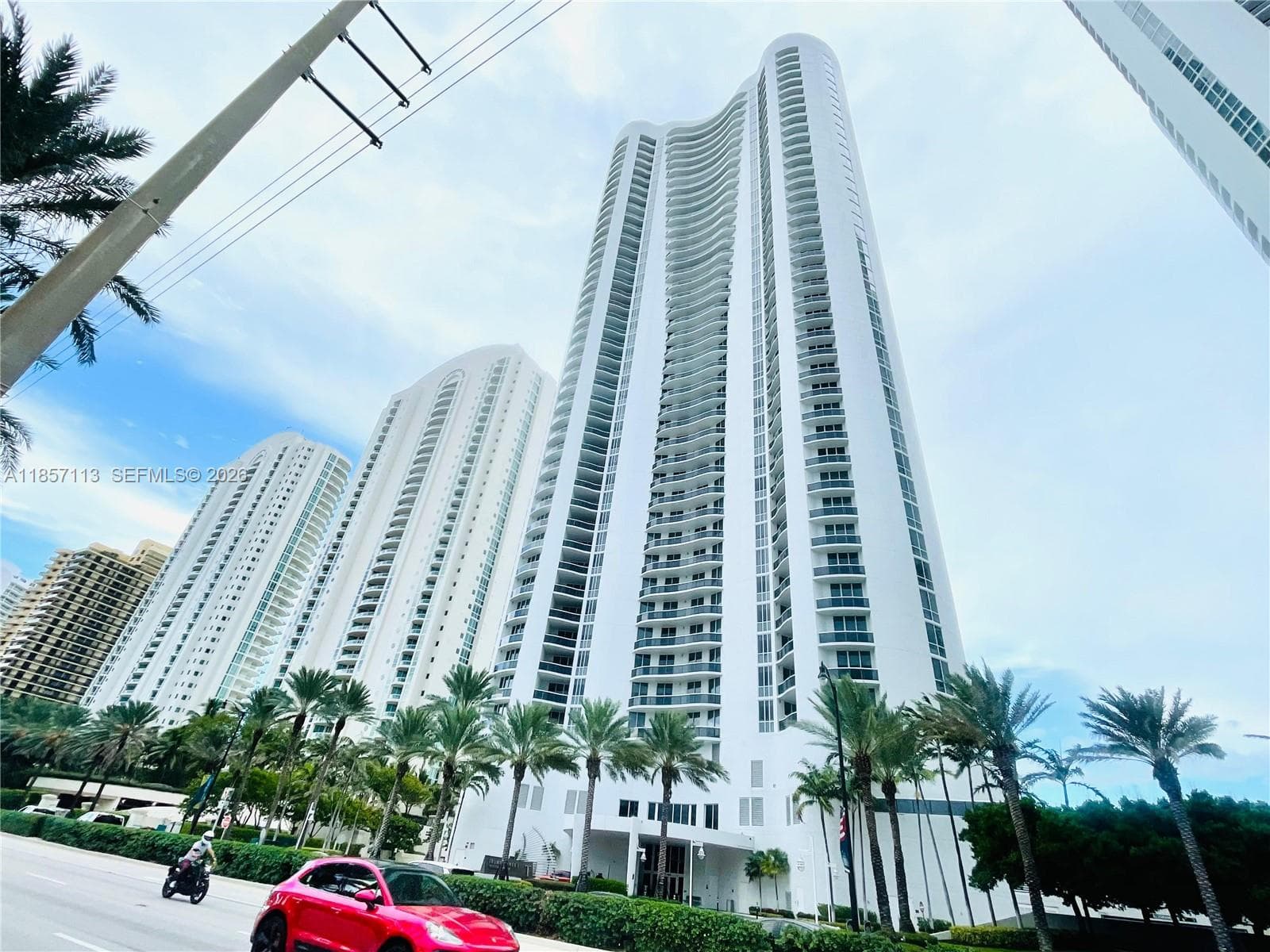 16001 Collins Ave # 1402, Sunny Isles Beach, FL 33160 photo 5