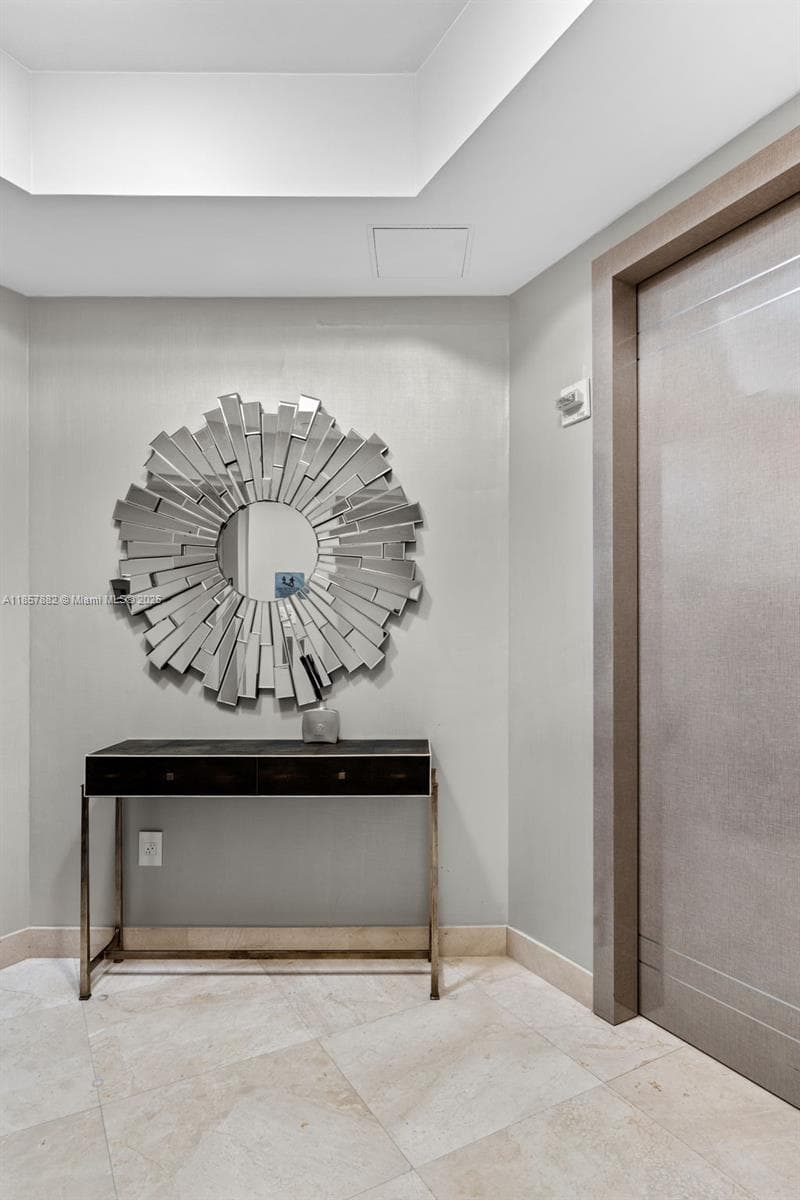 16001 Collins Ave # 907, Sunny Isles Beach, FL 33160 photo 2