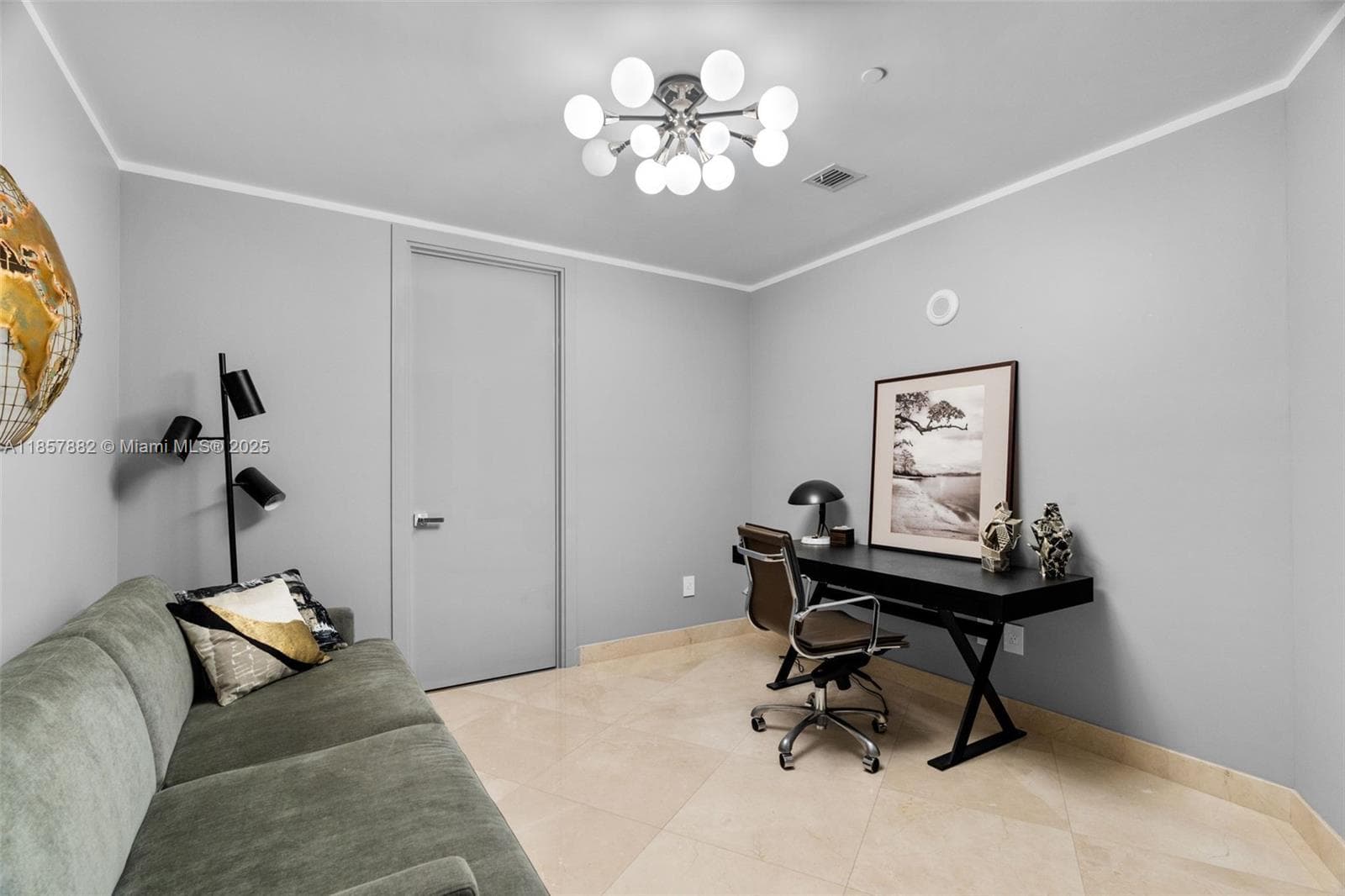 16001 Collins Ave # 907, Sunny Isles Beach, FL 33160 photo 4