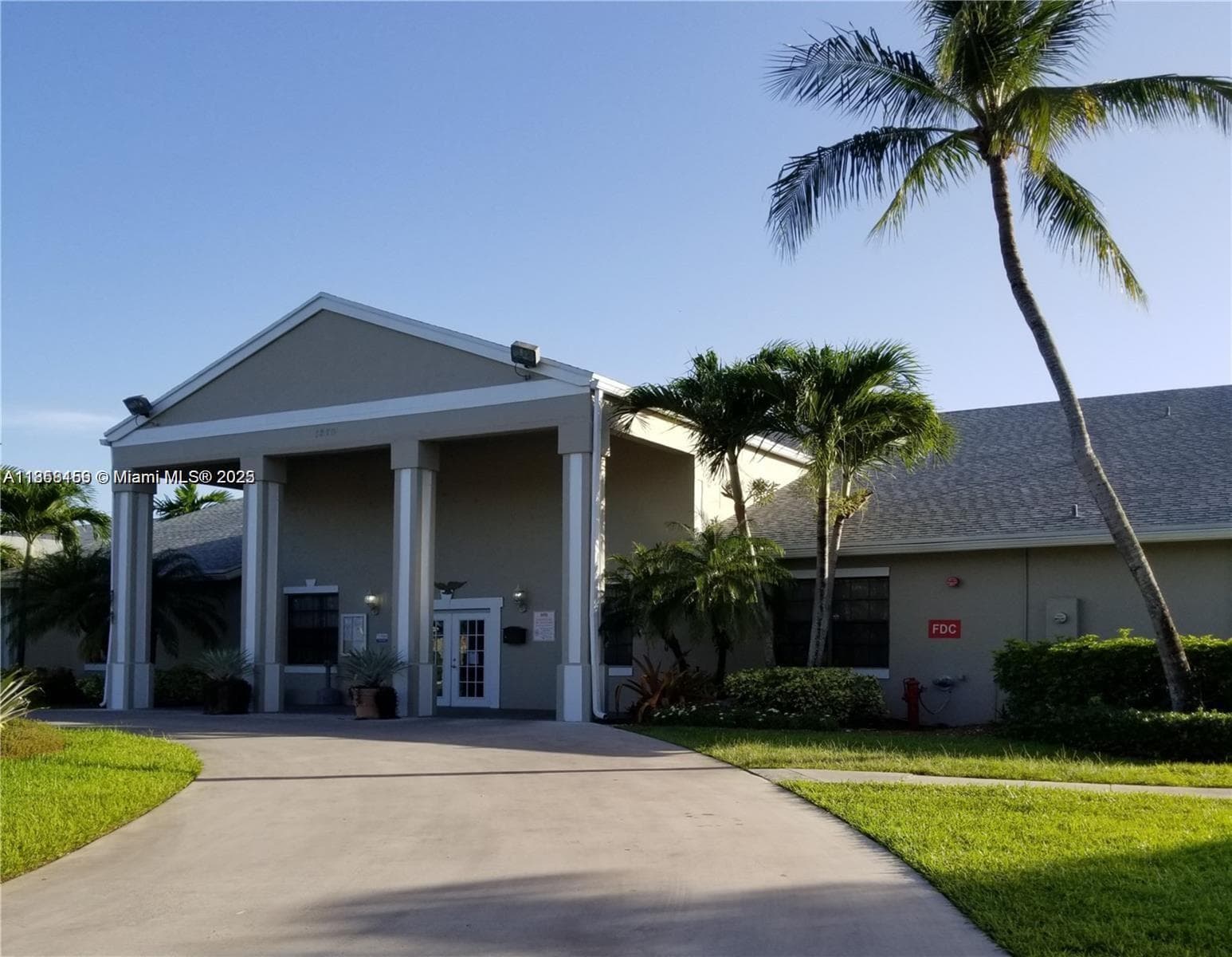 889 Hamilton Dr # 889I, Homestead, FL 33034 photo 2