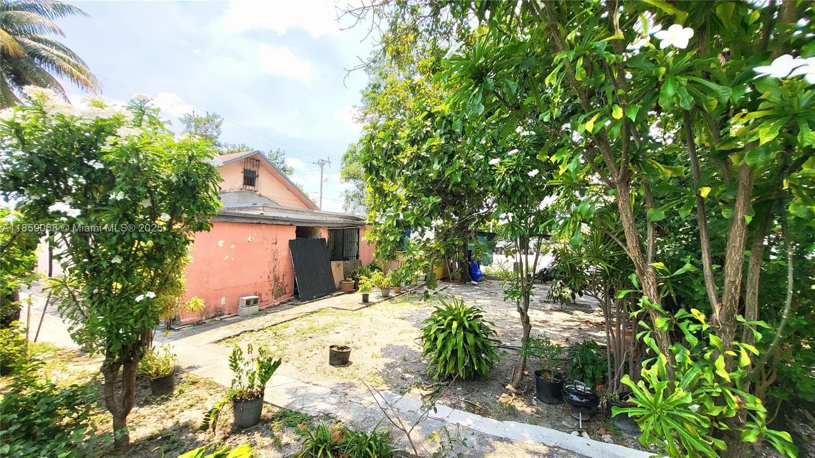683 NW 30th St, Miami, FL 33127 photo 5