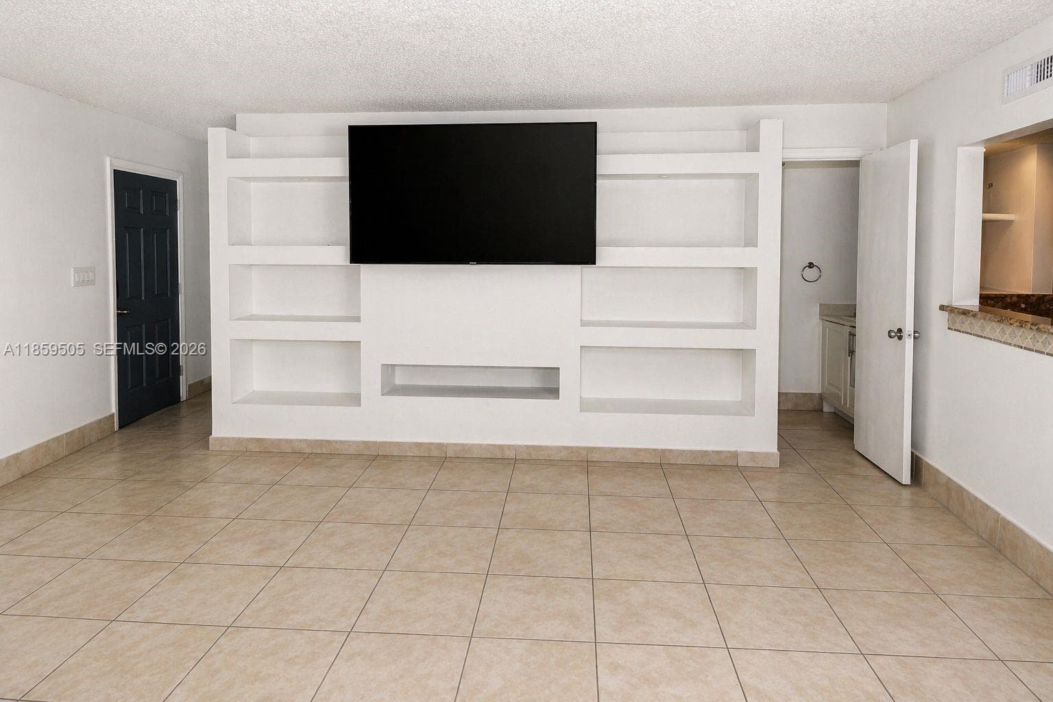 7501 Kimberly Blvd # 104, North Lauderdale, FL 33068 photo 3