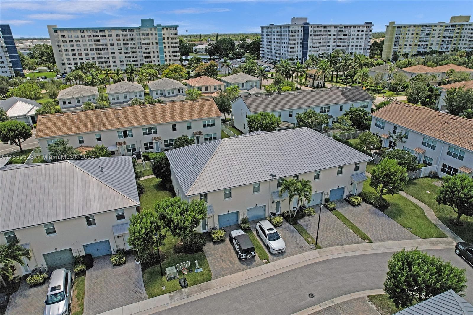 4046 Long Leaf Ln, Hollywood, FL 33021 photo 3