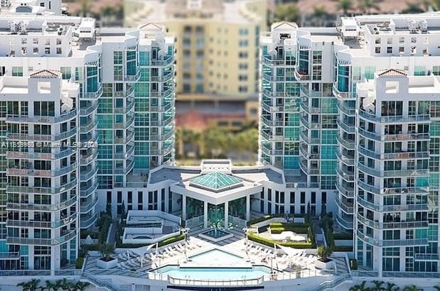 3131 NE 188th St # 1-609, Aventura, FL 33180