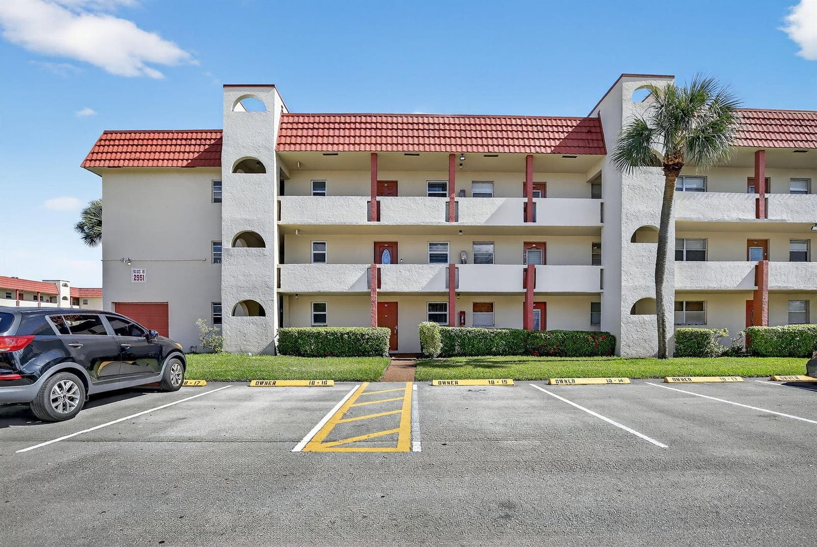 2951 Sunrise Lakes Drive E # 107, Sunrise, FL 33322 photo 2