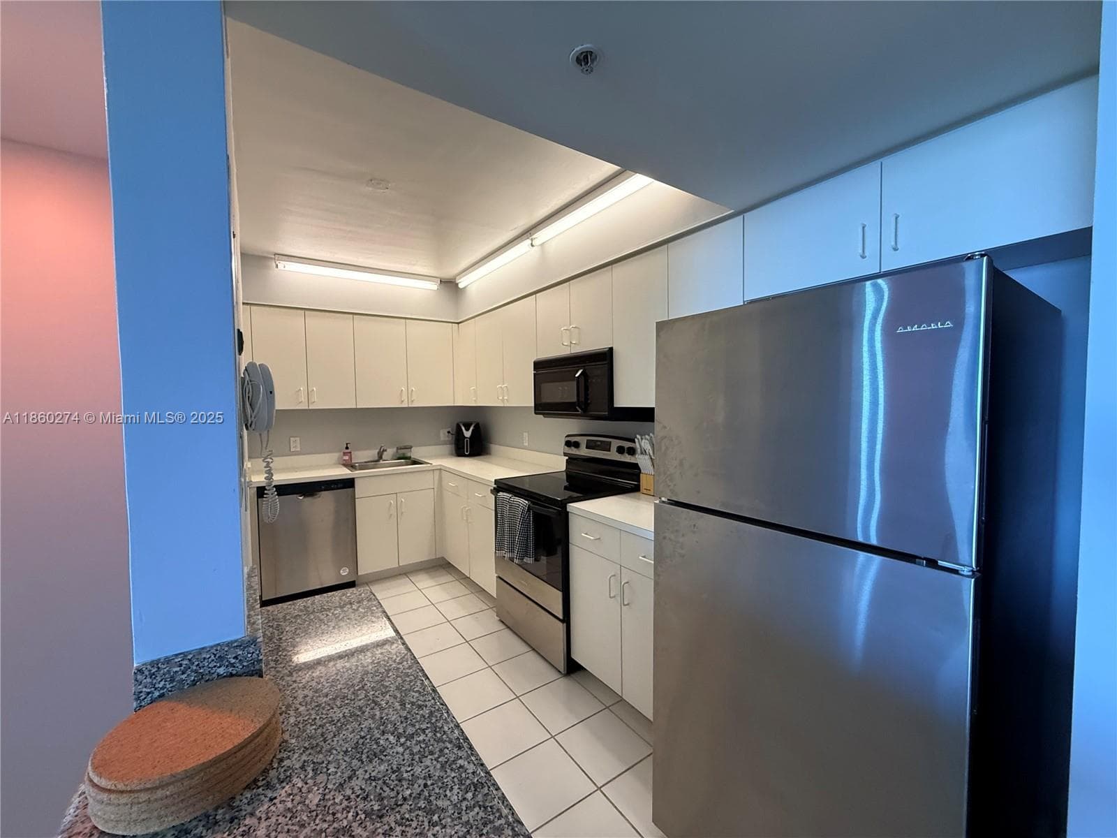 800 Claughton Island Dr # 703, Miami, FL 33131 photo 4