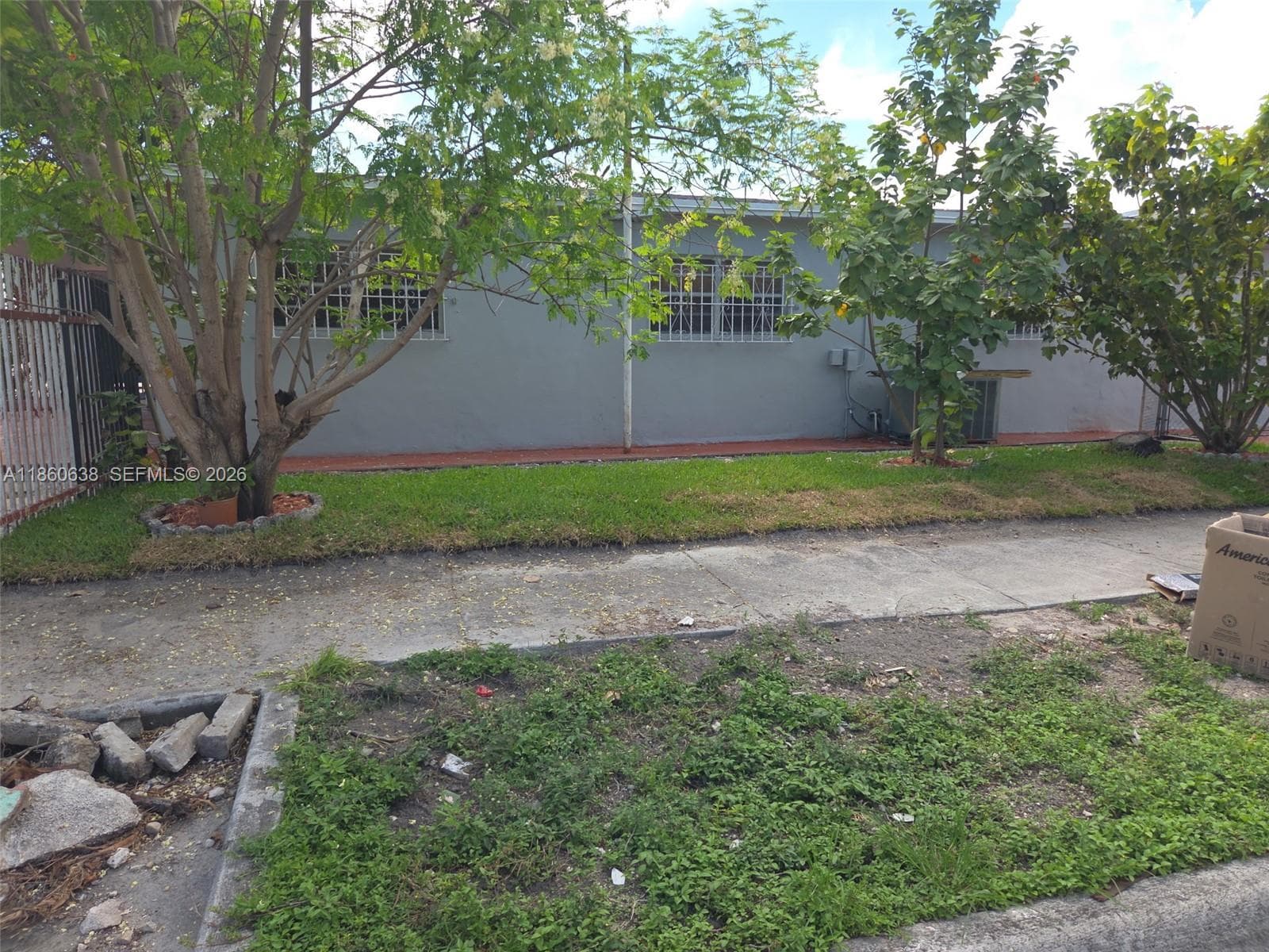 965 W 23rd St, Hialeah, FL 33010 photo 2