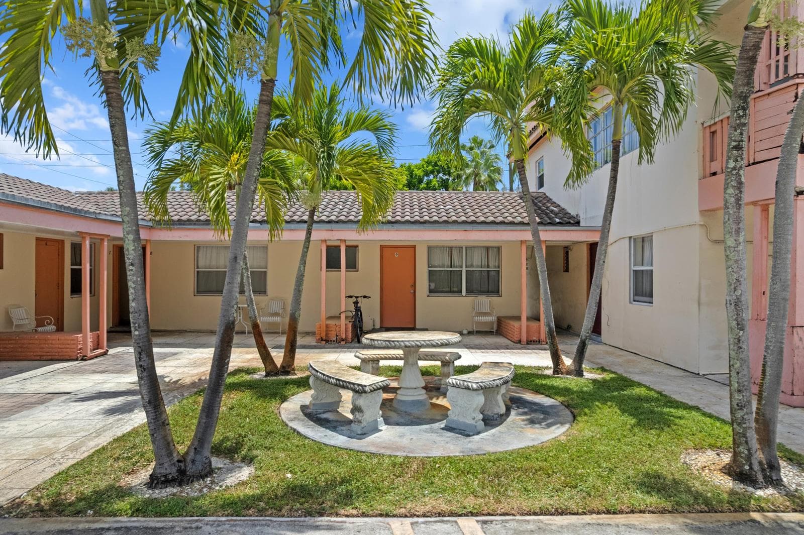 7800 S Dixie Highway, West Palm Beach, FL 33405 photo 4