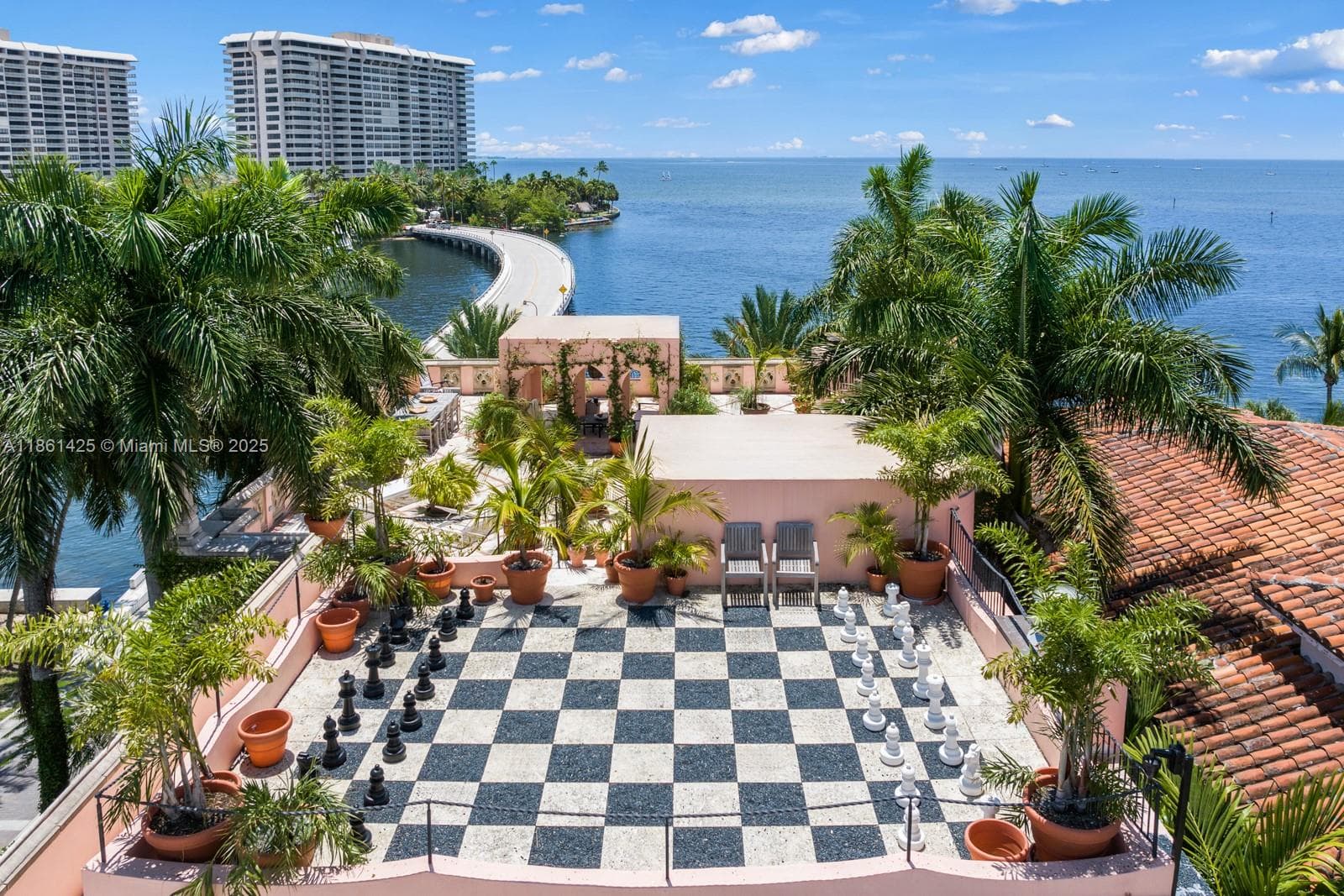 1840 S Bayshore Ln, Miami, FL 33133 photo 4